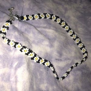 Pacsun Daisy Choker